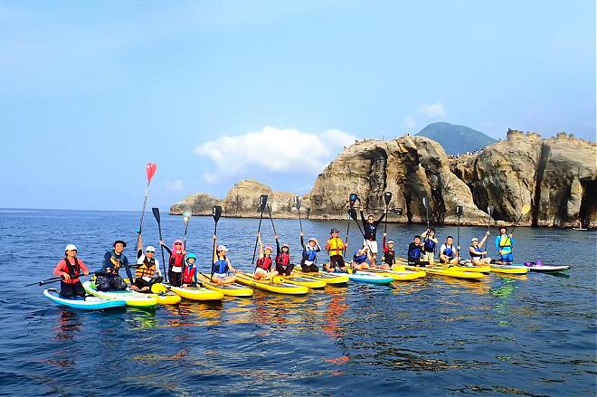 瑞芳象鼻岩SUP体验，探索北海岸奇岩怪石地景