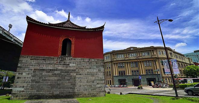 IN台北城。从北门入城趣