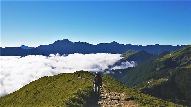 合欢山2天1夜登山行程｜合欢主东峰＆小奇莱步道