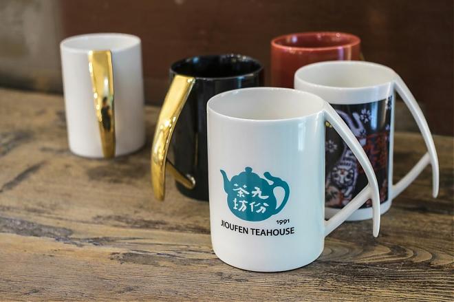 黄金山城-艺术慢活品味券【九份茶坊︱水心月茶坊】在百年古厝 品味 茶陶画，一茶一会 相遇内心的感动 X Taipei FunPass