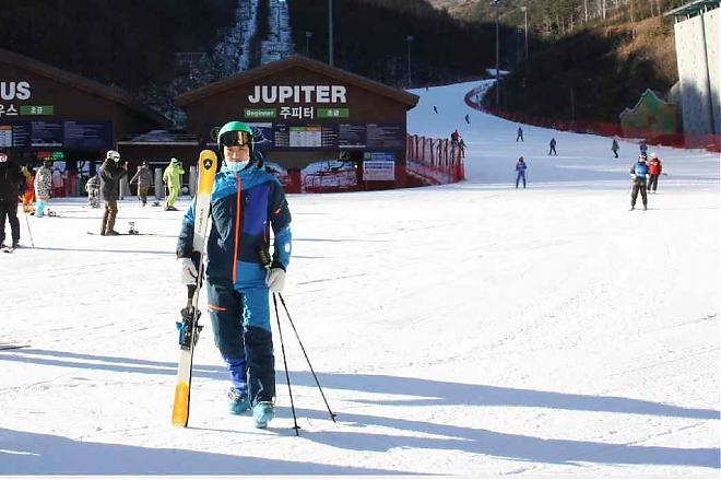 韩国江原道High 1滑雪4日游滑雪祭GOGOSKI（首尔出发/中文服务/五星饭店3晚）