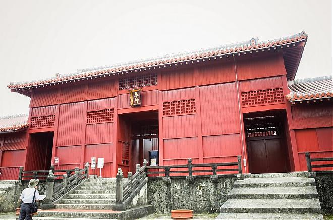 冲绳那霸|首里城巡礼.手作珊瑚染体验行程(含那霸市区饭店接送)