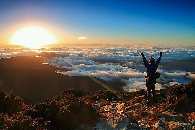 台东嘉明湖3天2夜登山团｜含山屋申请｜发现天使的眼泪