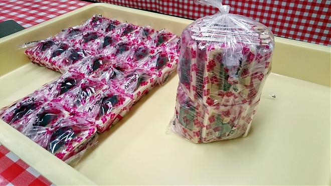 东京巴士一日游｜向日葵花田、信玄饼工厂、采葡萄吃到饱(新宿出发/含午餐)