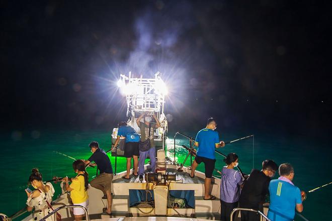 澎湖北海秘境＆跨海夕阳之旅｜赠送夜钓小管或赏花火节