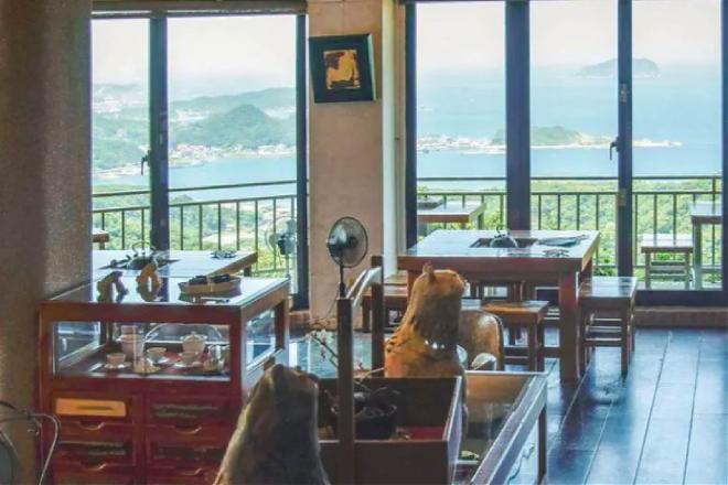 艺术山城行旅包｜搭上台湾好行965，走读黄金、品茗九份茶旅