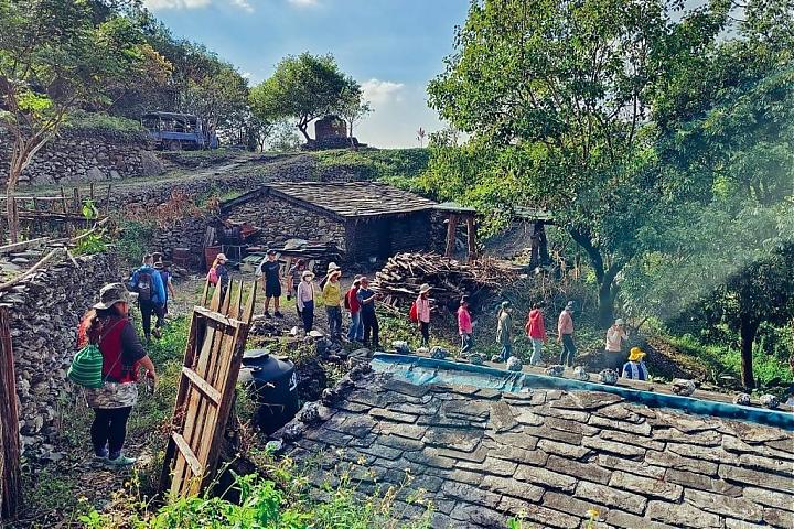 A Day at Pingtung's Laoqijia Slate House Village | The Largest Paiwan Slate House Settlement