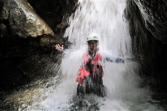 Jinyue Waterfall River Tracing Experience in Nan'ao, Yilan | Lupixi Waterfall Diving & Waterfall Slide