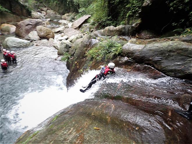 Jinyue Waterfall River Tracing Experience in Nan'ao, Yilan | Lupixi Waterfall Diving & Waterfall Slide