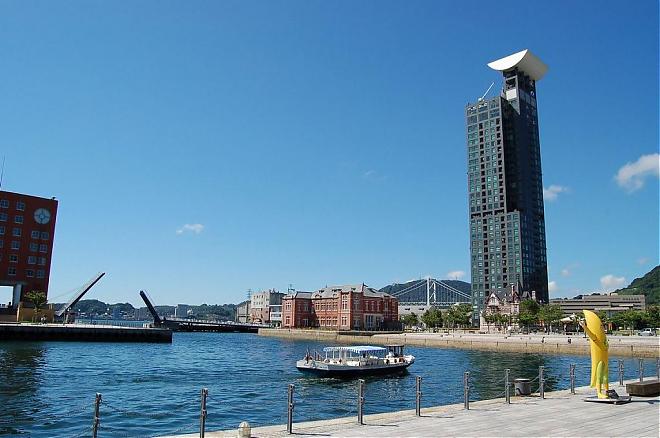 Kyushu Day Trip: Mojiko Port, Tsunoshima Bridge, and Kanmon Strait