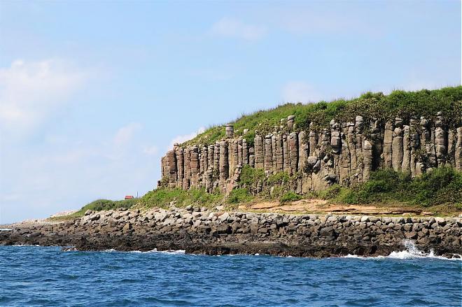 Penghu South Sea Island Hopping | Qimei + Wangan Ferry Tickets & Island Transportation (Motorcycle or Tour Bus)