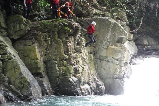 Miaoli Tai'an Dabicuo River Trekking | Family × Beginner River Trekking Recommendations