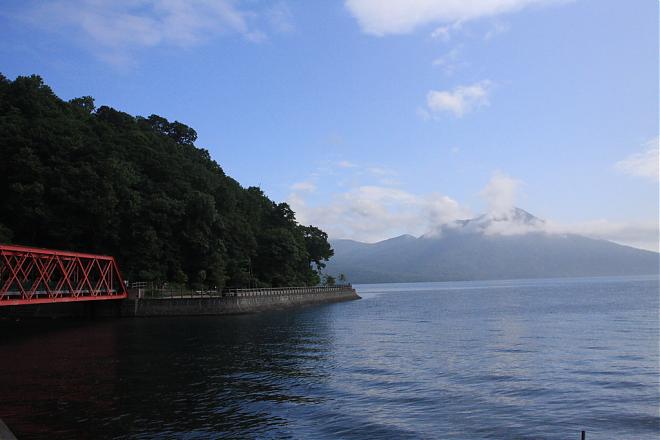 One-Day Bus Tour of Lake Shikotsu and Lake Toya (Departs from/arrives in Sapporo)
