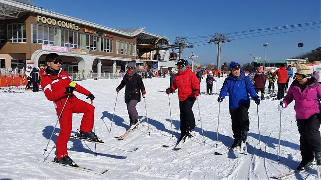 Departing from Seoul│Hongcheon Daemyung SONO Ski Day Tour (Recommended for Beginners)