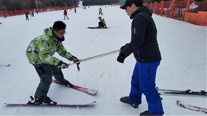 Departing from Seoul│Hongcheon Daemyung SONO Ski Day Tour (Recommended for Beginners)