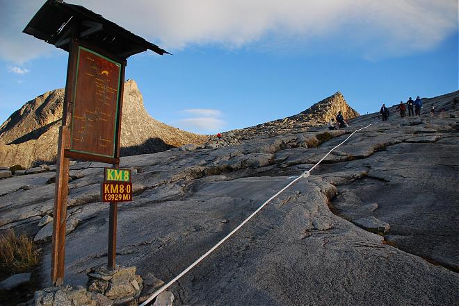【Malaysia Travel】3-Day Climbing Mount Kinabalu