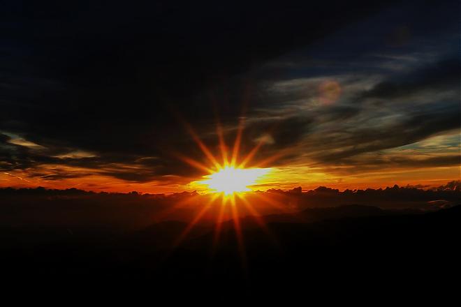 [2025 New Year's Day] Yilan Taiping Mountain Cuifeng Lake Sunrise and Sleepless Day Tour