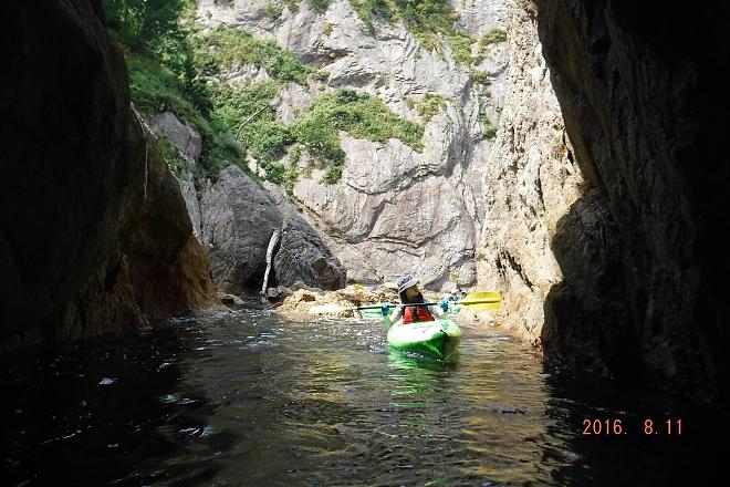 Tottori Canoe and Ryujindo Advanced Tour | Pickup from JR Iwami Station