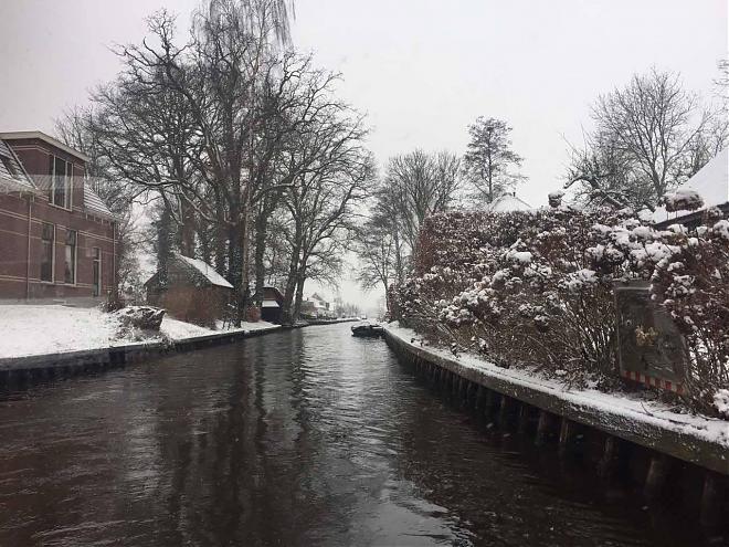 The Venice of the Netherlands | Giethoorn and Afsluitdijk Day Tour in Chinese