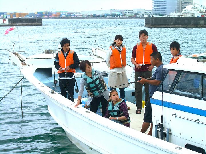 Depart from Naha | Half-Day Okinawa Fishing Experience (Morning/Afternoon)