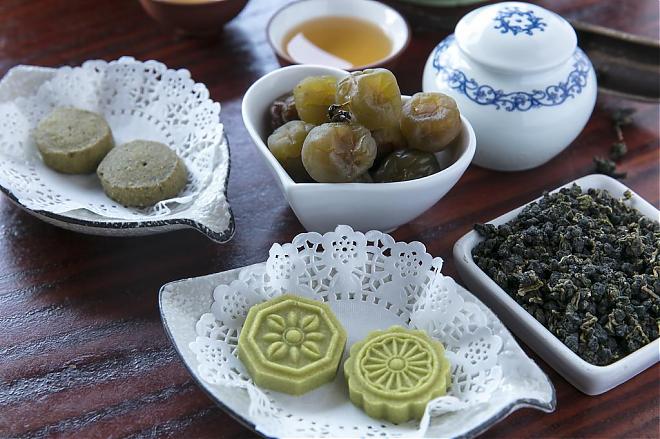 Jiufen Tea House Youth Tea Coupon [Taro Sweet Potato] Enjoy a sip of tea and experience the authentic Taiwanese culture. X Taipei FunPass