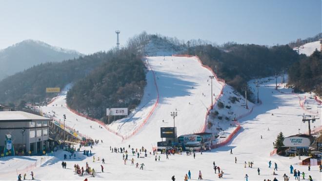 2-Day Beginner Skiing Tour | Elysian Resort Gangchon