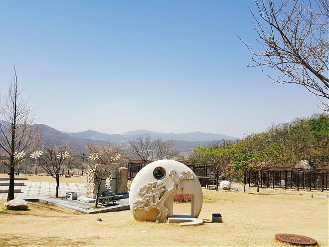 Pocheon Art Valley, Herb Garden, and Hawthorn Wine Day Trip (Chinese Guide + Seoul Departure)