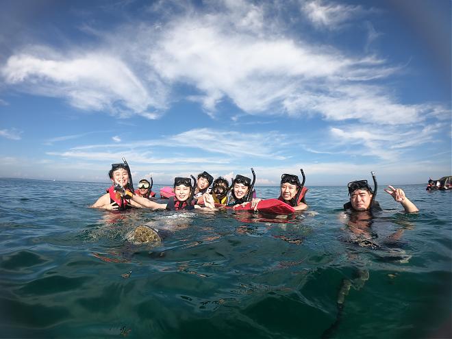 Penghu Snorkeling Experience: Sending Postcards from an Undersea Mailbox