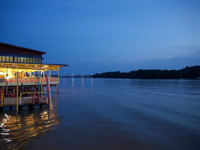 Kuala Selangor Sky Mirror and Sekinchan Day Tour (Depart from Kuala Lumpur, Chinese-Speaking Guide)