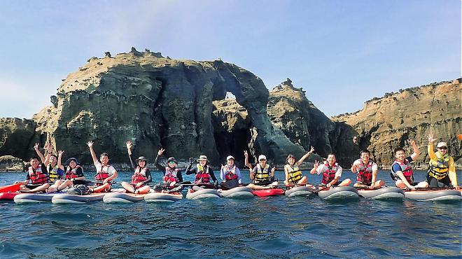 Shen'ao Cape Elephant Trunk Rock SUP Water Sports | The Latest Capybara Check-in Spot