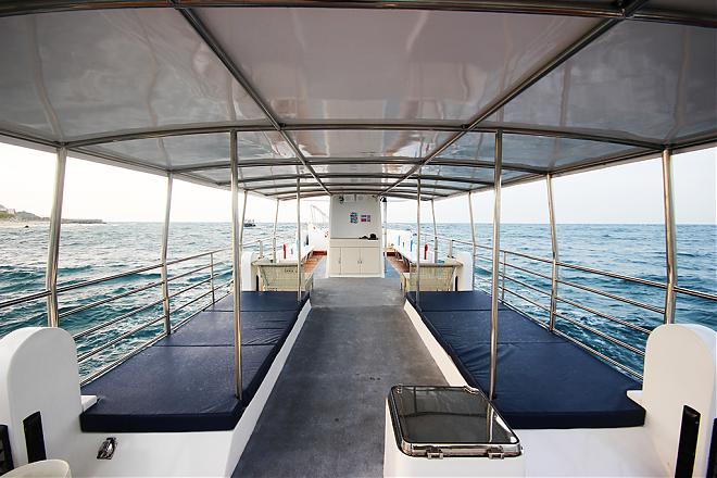 Xiaoliuqiu Explorer Glass Boat Booking Area | Enjoy Sea Turtles in a Semi-Submarine