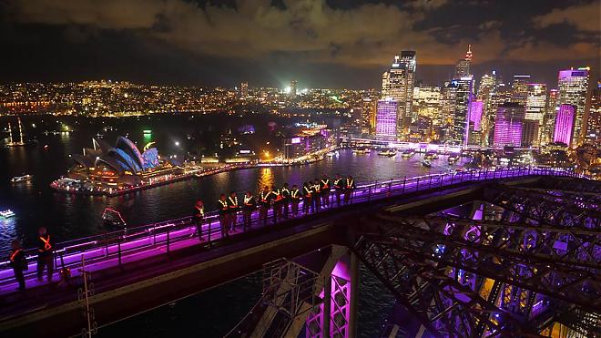2020 Vivid Sydney: Sydney Bridge Climb (Chinese Commentary)