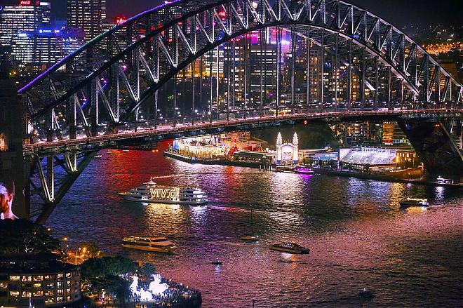 2020 Vivid Sydney: Captain Cook Sightseeing Cruise