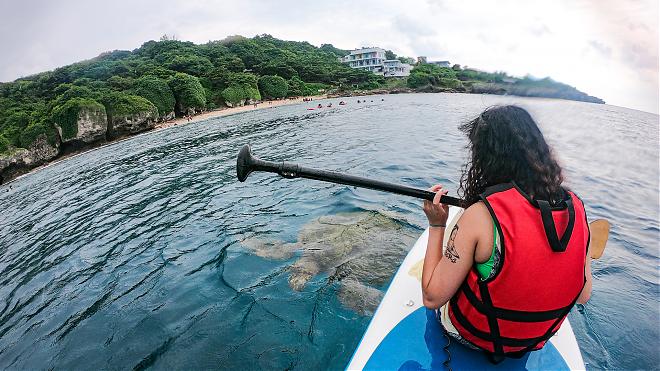 Xiaoliuqiu SUP + Snorkeling Experience | Enjoy the ocean in a semi-submarine!