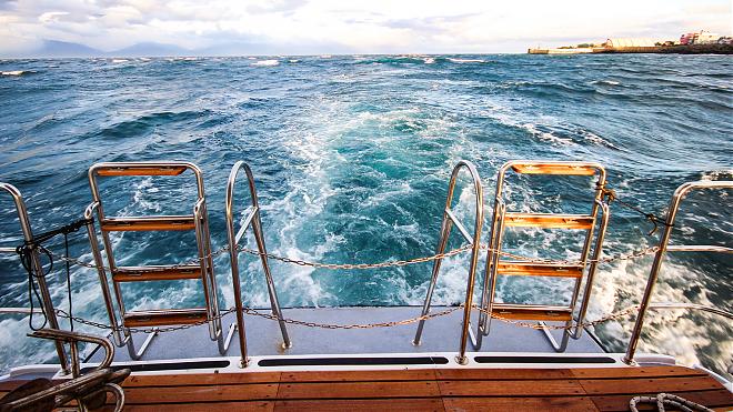 Enjoy the sea with a transparent canoe, SUP, snorkeling, and a semi-submarine in Xiaoliuqiu.