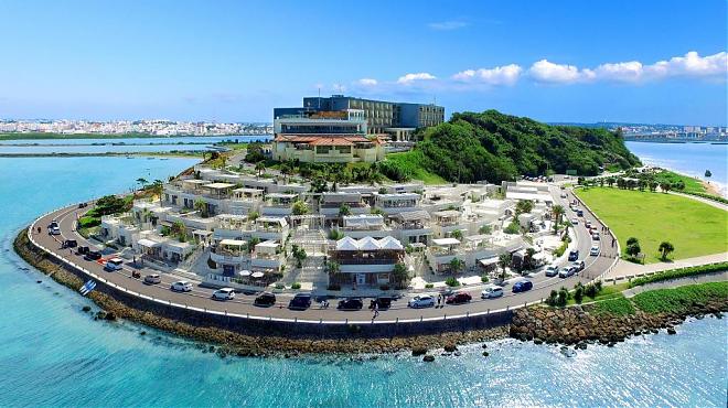 Southern Okinawa Bus Day Tour｜Senaga Island x Seafood Market x Outlets
