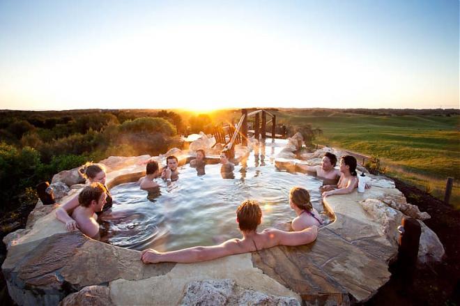 Mornington Peninsula Day Trip | Outdoor Natural Hot Springs, Maze Gardens, and Rainbow House