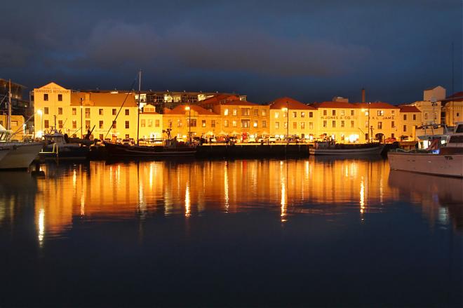Hobart, Australia: A Classic Day Tour with a Chinese-Speaking Guide