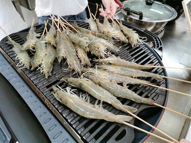 A First Look at Life as a Fisherman in Yilan | Jiukong's Food, Clothing, Housing, and Transportation