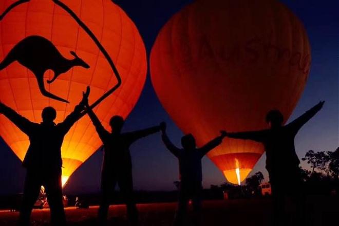 [Sunrise Special] Hot Air Balloon Ride in Cairns, Australia