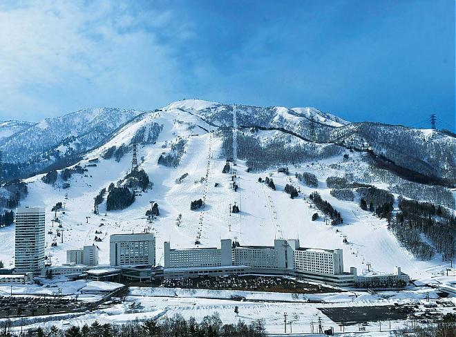 Naeba Ski Day Trip (Lift Ticket Included / Departs from Shinjuku)