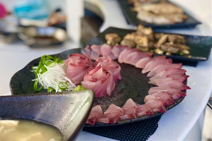Keelung Luxury Yacht Night Fishing Party | No-Menu Private Chef Cuisine at Sea