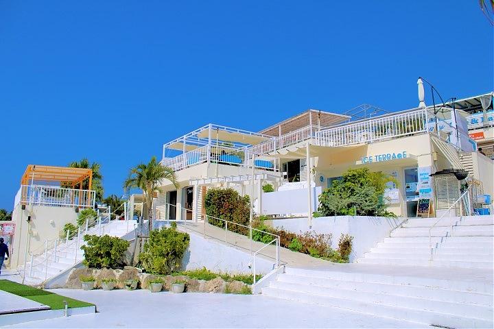Central and Southern Okinawa Day Trip: Niihara Beach, Cape Chinen Park, and American Village