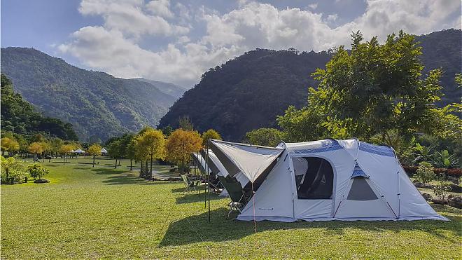 Yilan Nashan Nagu Gear-Free Camping & River Rafting + Cooking Package