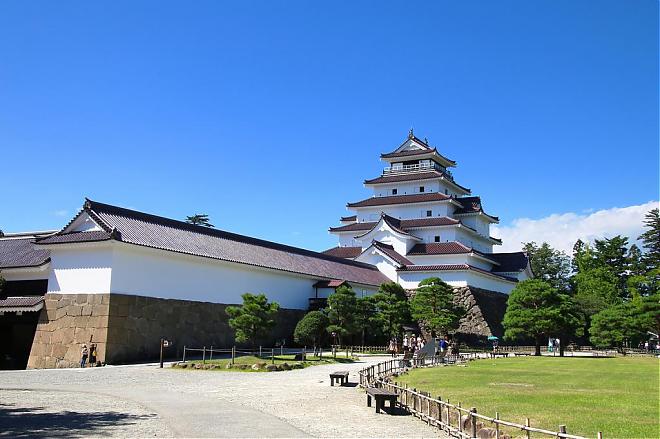 Day Trip to Aizuwakamatsu Castle and Ouchi-juku from Sendai