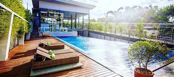 [Four-Star Hotel Accommodation] 5-Day Boracay Island Tour at Pinnacle Hotel