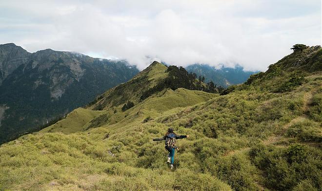 [Revitalizing Forest Life] Nantou | 2-Day Hiking Tour of Hehuan Mountain's Fir Forest and Glacial Ruins