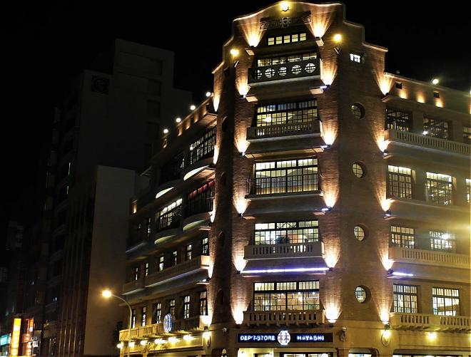 Tainan Day Tour with a Chartered Car | 9-Hour Itinerary with Your Choice | Make Your Travel Easier