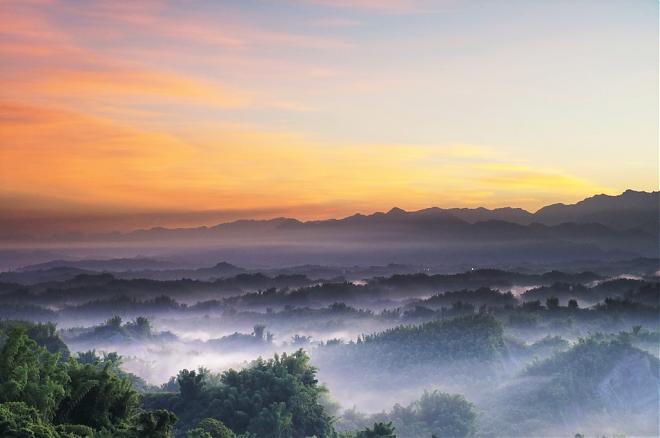Tainan Erliao Sunrise Transportation | Splashing Ink Landscapes Welcome the Dawn