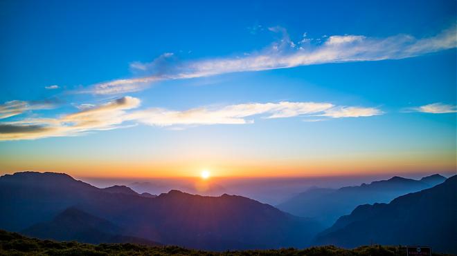 Two-Day Hiking Tour of Hehuan Mountain's North Peak & Shimen Mountain | The Most Beautiful 100 Peaks Sunrise Tour